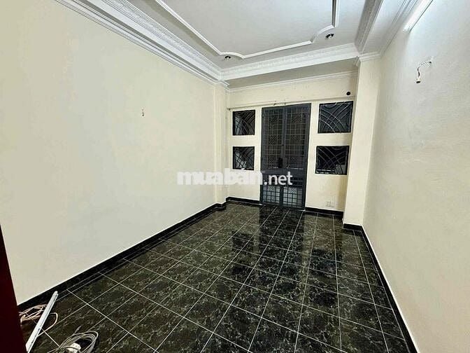 cho thuê nhà nguyên căn.5pn4wc Đường Huỳnh Văn Bánh p13 PN