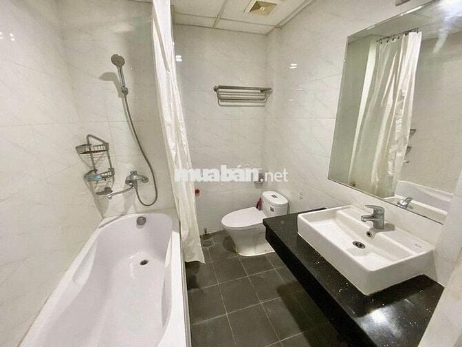 Căn hộ 1k1n full đồ ban công oto đỗ cửa, ngõ 35 Đặng Thai Mai, Tây Hồ