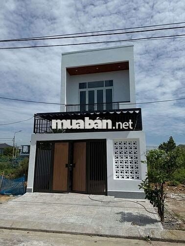 Cho thuê nhà 2 tầng mới khu vực hòa xuân