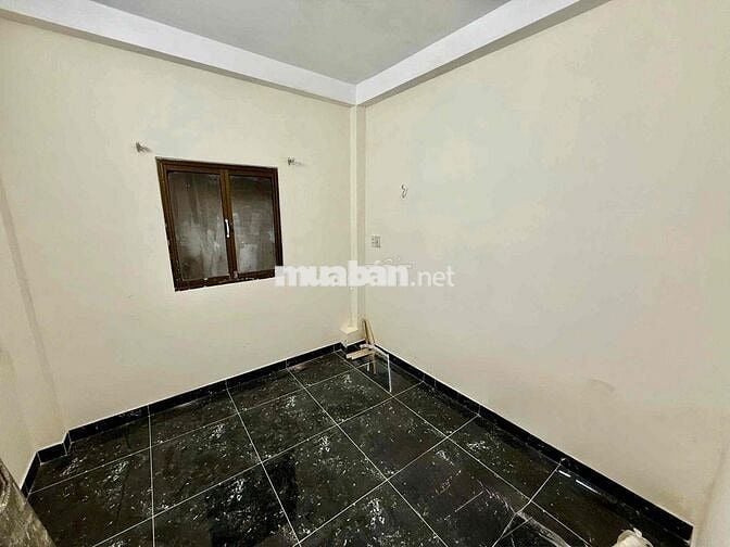 cho thuê nhà nguyên căn.5pn4wc Đường Huỳnh Văn Bánh p13 PN