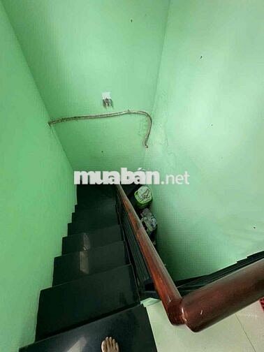 Nhà hẻm xe hơi trung tâm Q8 giá dưới 100tr/  m²