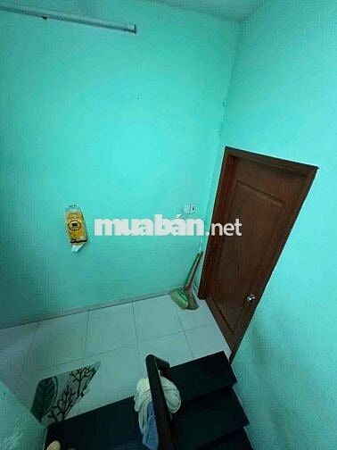 Nhà hẻm xe hơi trung tâm Q8 giá dưới 100tr/  m²