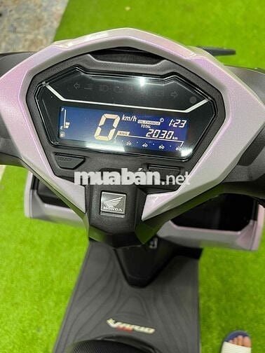 Vario 2024 lướt 2000km khoá Smartkey