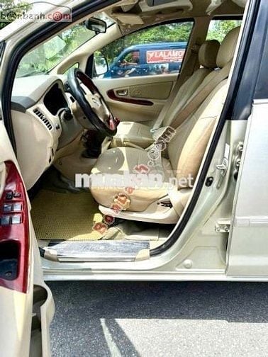 Toyota Innova G 2006