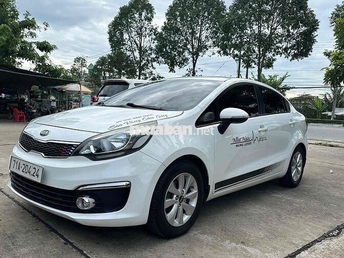Kia Rio 2016 1.4 AT Sedan - 120000 km