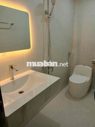 Bán Nhà Xuân Thuỷ - 39M2 - Gần Phố - Nhà Đẹp