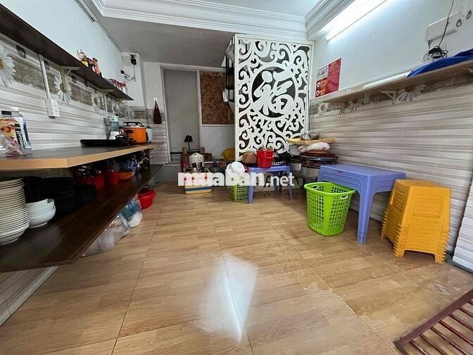 Em cần cho thuê mb quận 1 giá #7tr/tháng