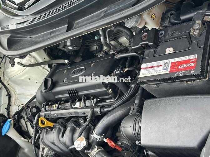 Kia Rio 2016 1.4 AT Sedan - 120000 km