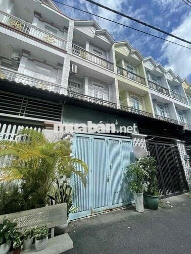 Nhà Nguyên Căn 4 Phòng Ngủ, hẻm xe hơi, đg Lê Văn Lương