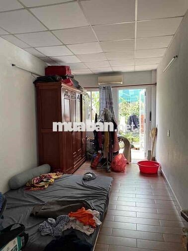 3,95 TỶ NHÀ 2 LẦU HXH TÂN THỚI NHẤT 8 CẠNH TRƯỜNG THCS TRẦN PHÚ MT ĐẸP