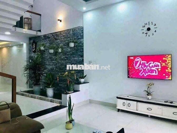 🍀 Chính chủ gửi bán nhà : 3 tầng : Nguyễn Xuân Khoát khu phố