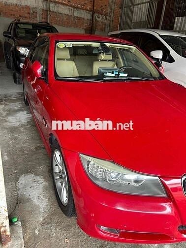 BMW 3 Series 2011 320i cần bán !