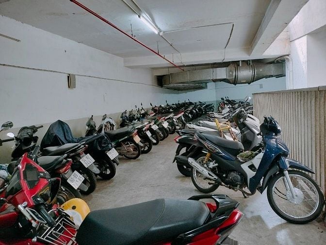 TUYỂN DỤNG BẢO VỆ GIỮ XE_THU NGÂN QUẸT THẺ XE_Q.1_Q.10_TÂN BÌNH