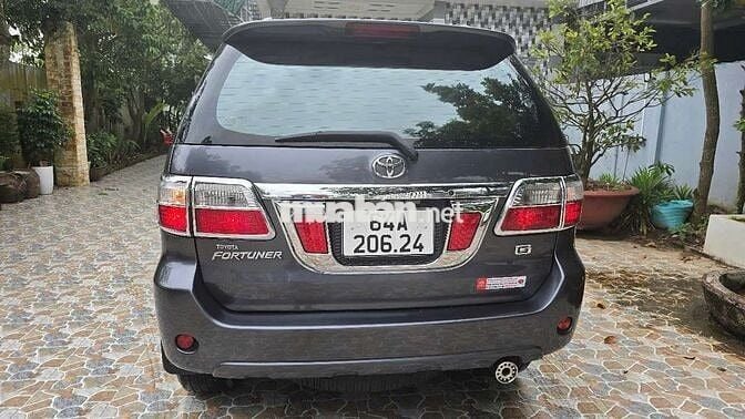 Toyota Fortuner 2010 2.5G, máy móc bao không lỏi