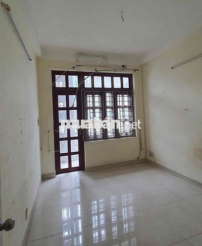 Nhà Mới Hẻm 8M Đường Lạc Long Quân , 2lầu 4PN 3WC