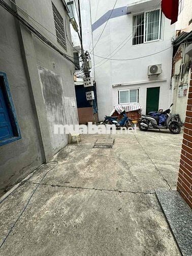 Bán Nhà Góc 2 Mặt Tiền Hẻm Hoàng Hoa Thám Nha Trang