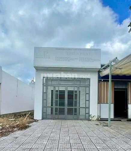 CHO THUÊ NHÀ MẶT TIỀN TRẦN HOÀNG NA – KDC HỒNG LOAN – GIÁ CHỈ 9 TRIỆU/