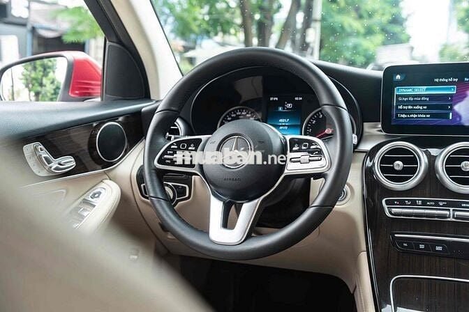 Mercedes GLC200 Facelift đklđ 2021- trả trước 300
