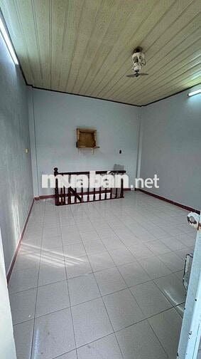 nhà nhỏ gọn chính chủ cho thuê 6tr5