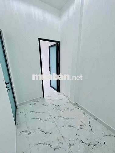 NHÀ XINH 3 PHÒNG NGỦ - HẺM XE HƠI - PHƯỜNG 3 - QUẬN 8 - NHỈNH 3 TỶ