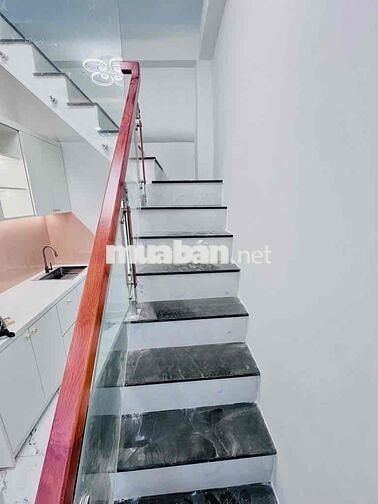 NHÀ XINH 3 PHÒNG NGỦ - HẺM XE HƠI - PHƯỜNG 3 - QUẬN 8 - NHỈNH 3 TỶ