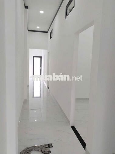 CẦN BÁN GẤP TRONG THÁNG NHÀ CẤP 4 GẦN TRẠM THU PHÍ BỬU LONG