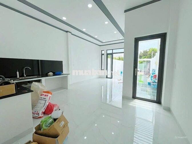 CẦN BÁN GẤP TRONG THÁNG NHÀ CẤP 4 GẦN TRẠM THU PHÍ BỬU LONG