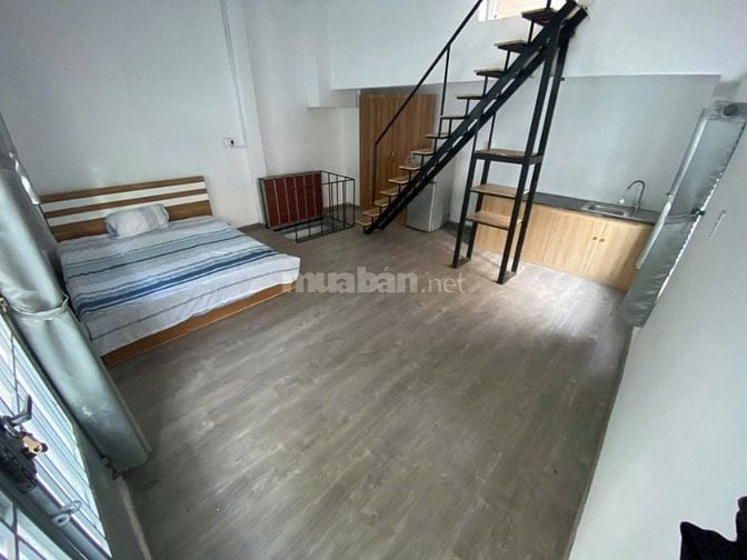 10tr CC cho thuê NNC 5x5m ngay cầu vượt 3/2 số 486/1 đường 3/2 HXH