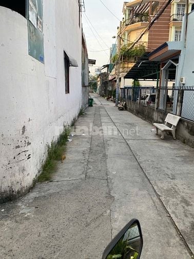 Nhà nguyên căn - hẻm xe tải - bình tân - khu dân cư yên tĩnh