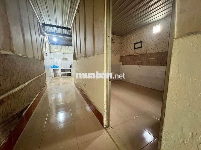 🏡NHÀ NÁT 820 TRIỆU BÁN Ở NGAY PHAN VĂN HỚN HÓC MÔN DT 118M2 SỔ RIÊNG