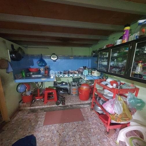 BÁN DÃY TRỌ NGAY THỊ TRẤN HÓC MÔN 120m2 GIÁ 880 TRIỆU