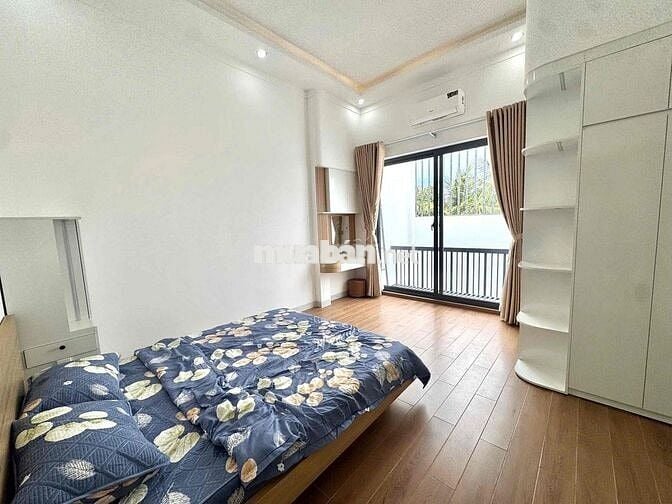 Nhà mê lệch tầng hiện đại bật nhất ngay trung tâm phố          • Căn 1