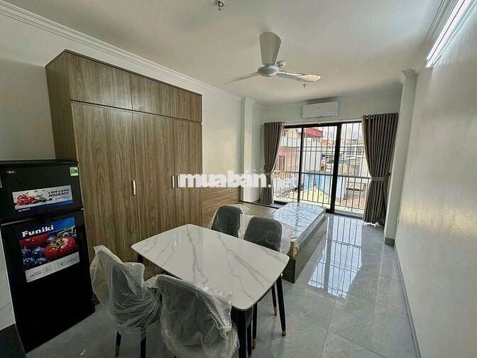 Cho thuê CCMN 30m2 Full đồ, phòng rộng ban công thoáng tại Quan Nhân