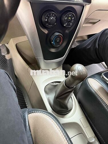 gia đình mua xe mới cần bán Vios 2012 số sàn