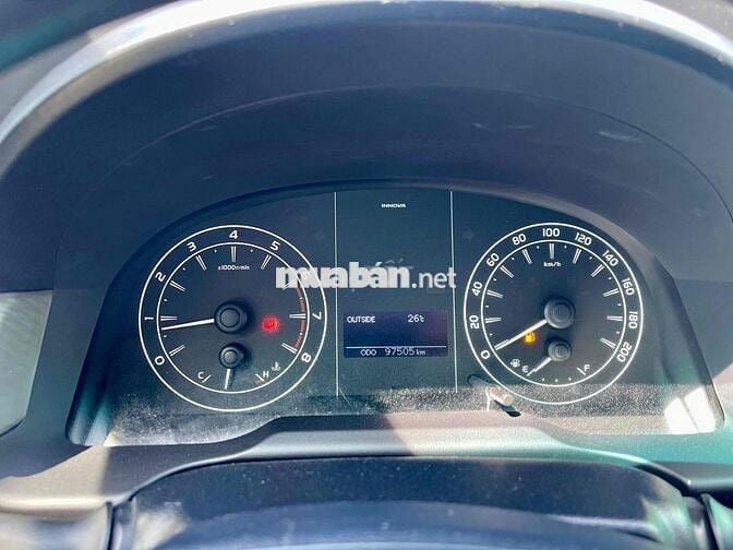 Toyota Innova 2020 E 2.0 MT - 97000 km