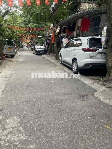 Chính chủ bán gấp căn TT Thanh Nhàn 110m2 4N 3VS ô tô vỉa hè Chính chủ bán gấp căn TT Thanh Nhàn 110m2 4N 3VS ô tô vỉa hè