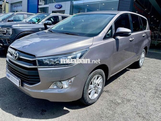 Toyota Innova 2020 E 2.0 MT - 97000 km