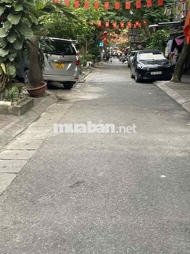 Chính chủ bán gấp căn TT Thanh Nhàn 110m2 4N 3VS ô tô vỉa hè
