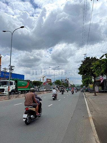 BÁN NHÀ MẶT TIỀN : 542 LÊ TRỌNG TẤN - P. TÂY THẠNH - Q. TÂN PHÚ - HCM