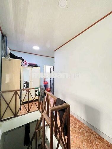 NHÀ - ĐÔNG HƯNG THUẬN 5 ,QUẬN 12 ,VỊ TRÍ ĐẸP - ĐƯỜNG 5M THÔNG XE HƠI
