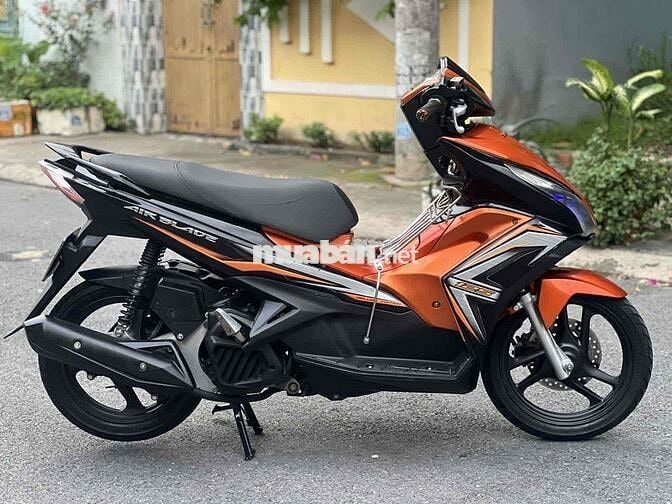 🌈 Xe honda Airblade 2014 màu cam đen mới 90 %