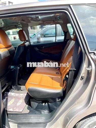 Toyota Innova 2020 E 2.0 MT - 97000 km
