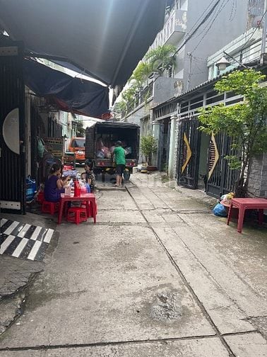 Gia đình cần bán nhà HXT đường Liên khu 5-6 - Bình Tân