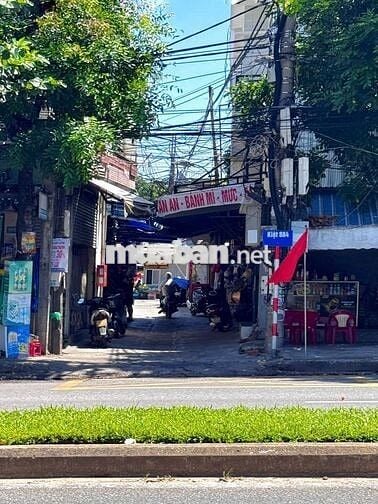 CHỈ 1TY790 CỐ NGAY NHÀ MÊ LỮNG ĐÚC GIÁ RẺ – KIỆT 4M NGUYỄN LƯƠNG BẰNG