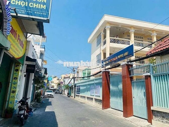Cho thuê nhà đường trần bình trọng gần công viên lưu hữu phước