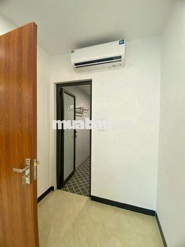 Nhà view hồ mặt tiền 5.5m, sân trước nhà như sân hội trường,40m,4 tầng