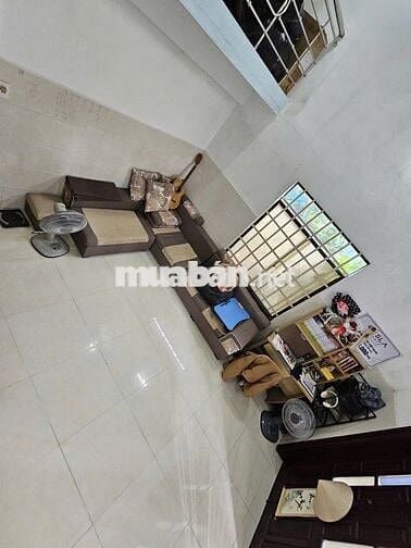 CHỈ 1TY790 CỐ NGAY NHÀ MÊ LỮNG ĐÚC GIÁ RẺ – KIỆT 4M NGUYỄN LƯƠNG BẰNG