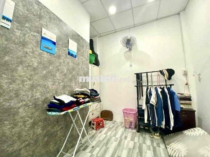 NHÀ CHÍNH CHỦ CHƯA QUA ĐẦU TƯ HXH NGUYỄN SƠN 31M2 GIÁ TỐT TÂN PHÚ