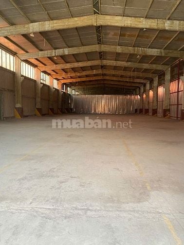 Cho thuê kho mặt tiền: Nguyễn Văn Quỳ Quận 7_Diện tích: DT: 860m2