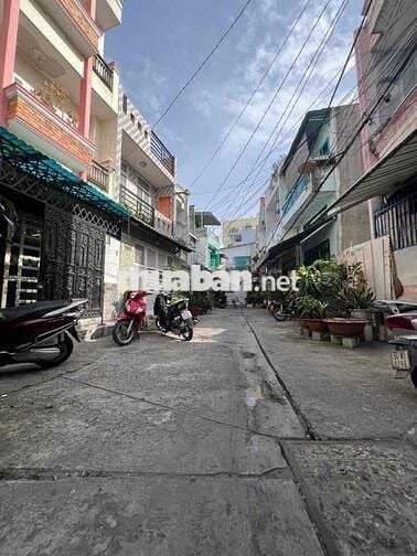 NHÀ 3 Tàng Full Nội Thất. 5Pn - Giá Mềm